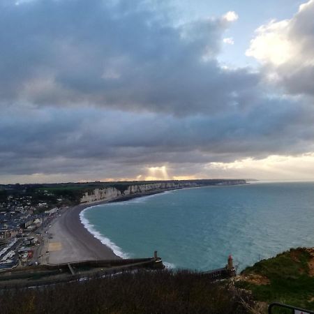 L Echappee Belle En Normandie, Au Coeur Historique De Fecamp Exterior photo
